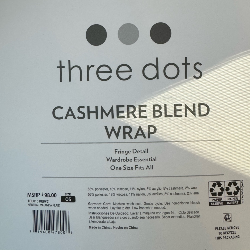 Cashmere blend wrap - Picture 3 of 3